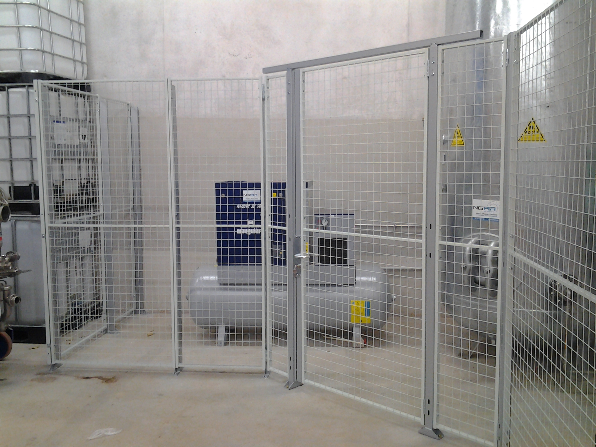 PROTECTION MACHINES